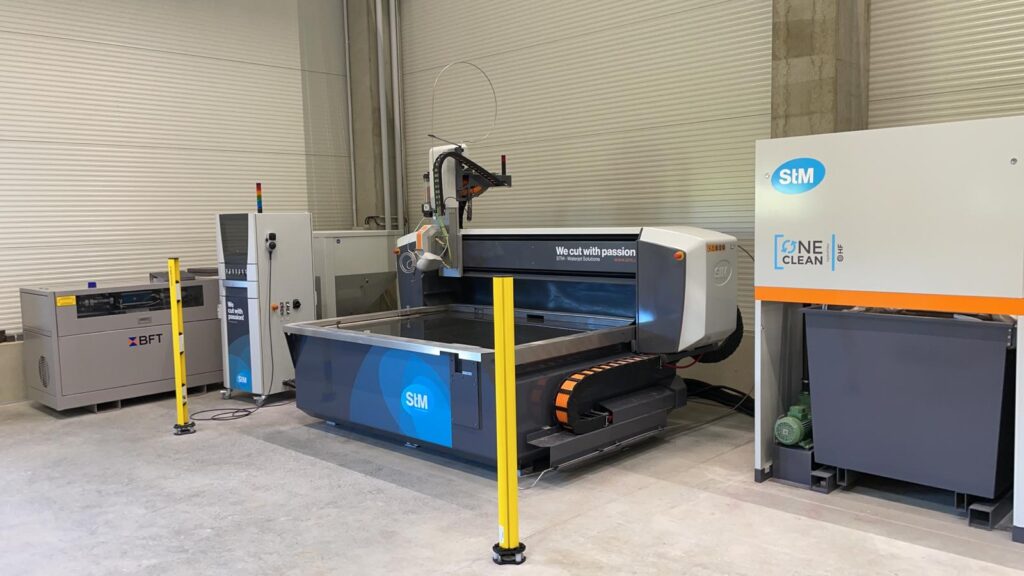 STM Waterjet Waterjet Cutiing Machine